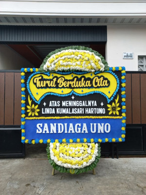 Papan Bunga Duka di Karang Anyar
